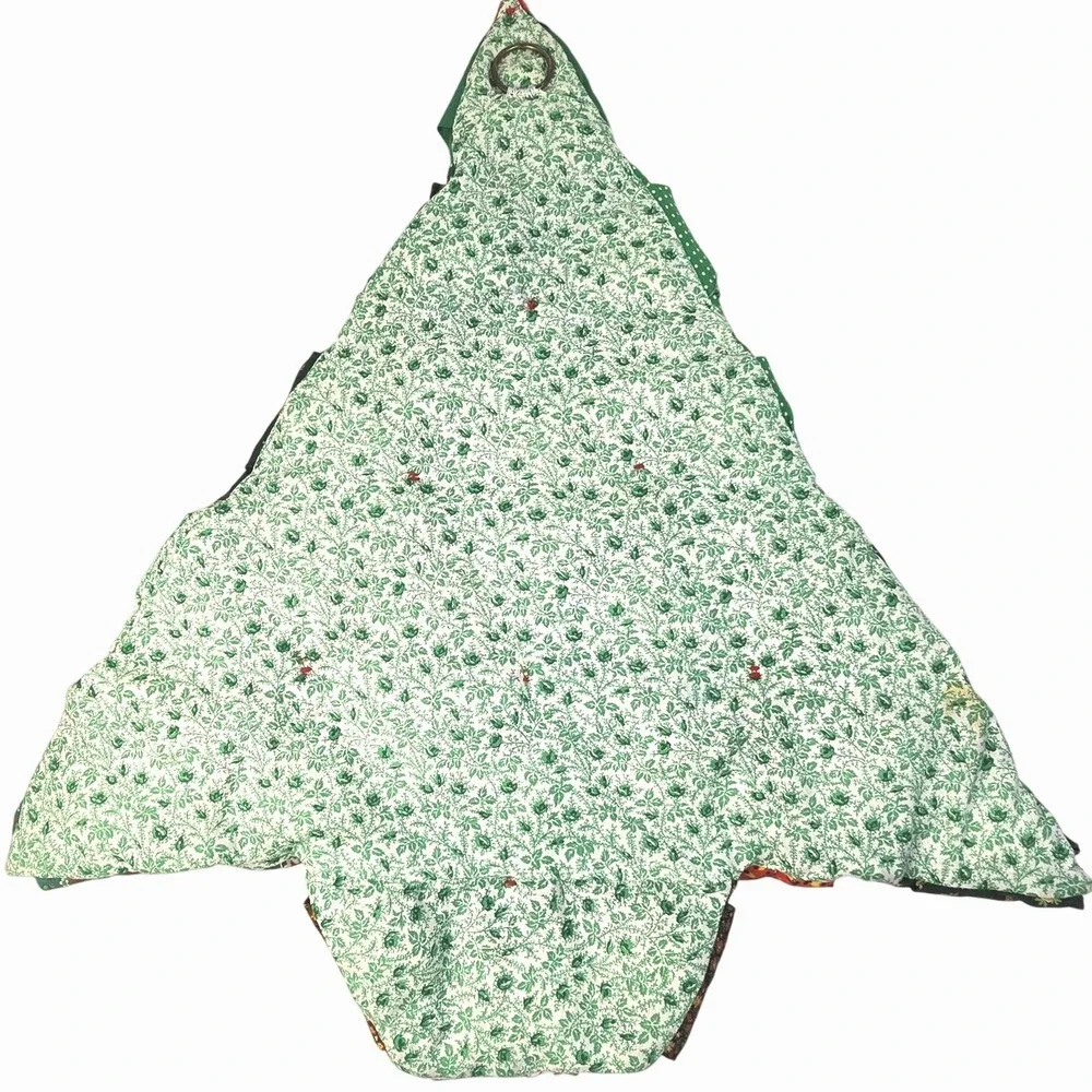 Vintage‎ Handmade Puff Patchwork  Christmas Tree Wall Hanging Decor 20 in
